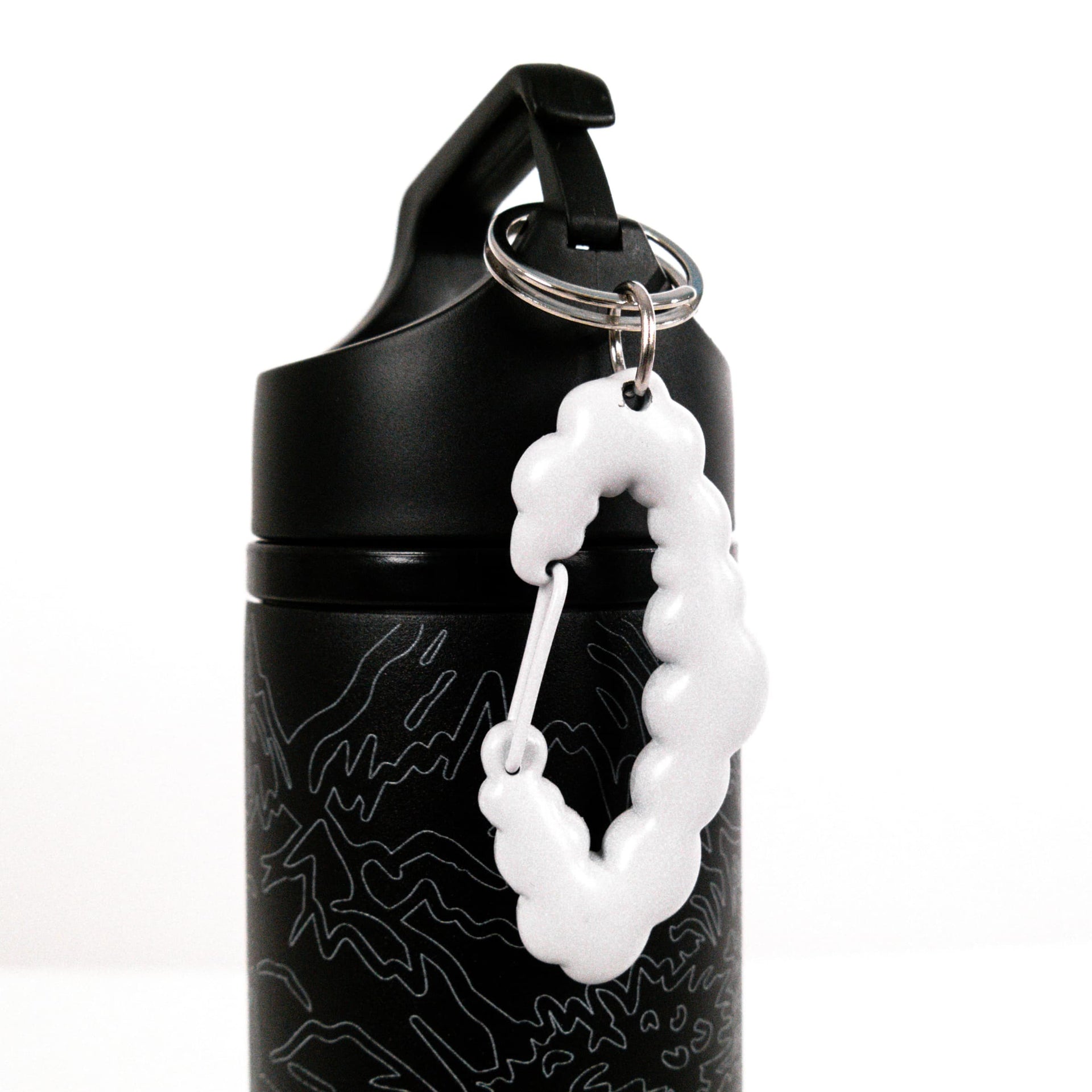 Coziya original outdoor cloud carabiner keychain close-up